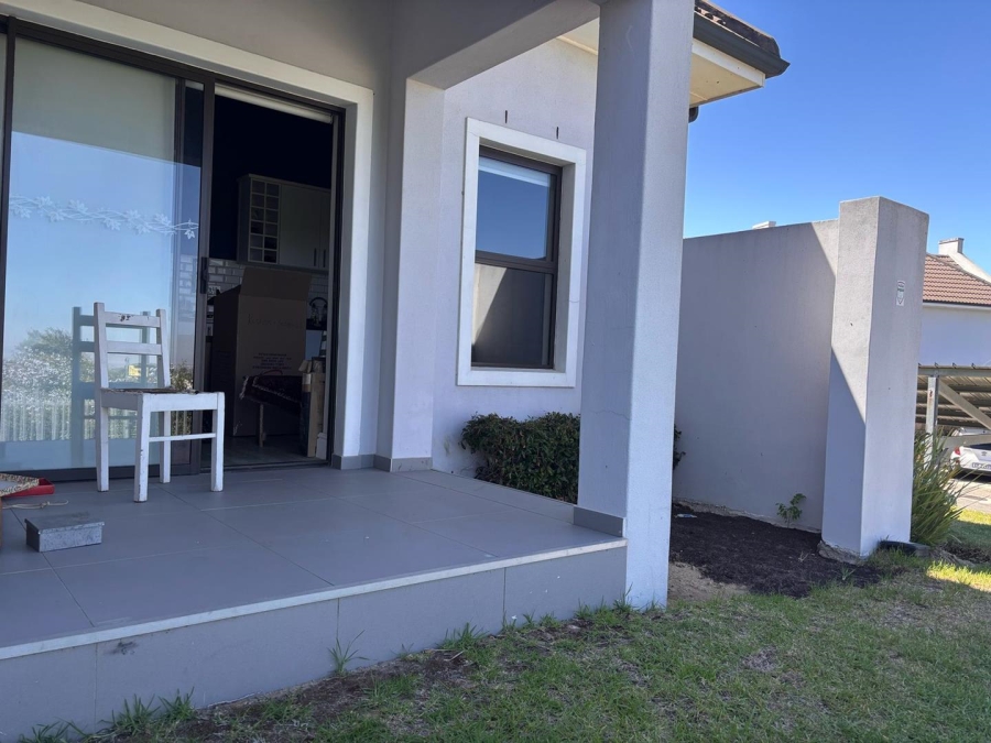 1 Bedroom Property for Sale in Zevenwacht Retirement Village Western Cape